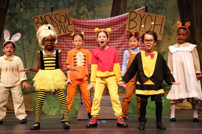 Actors in Winnie the Pooh Kids costumes